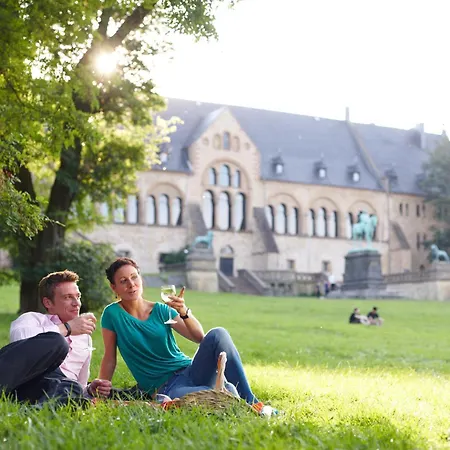 Ruebezahl Mit Kamin #innenstadtnaehe#netflix Von Harztraveler * 巴特哈尔茨堡